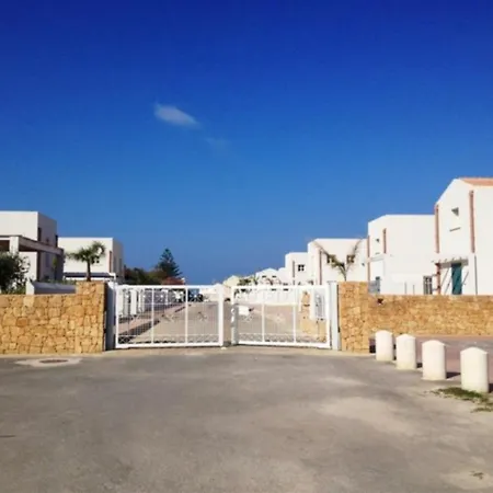 Casa Vacanze Escondido Marsala Exterior photo